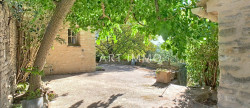 location Maison en pierre Gordes