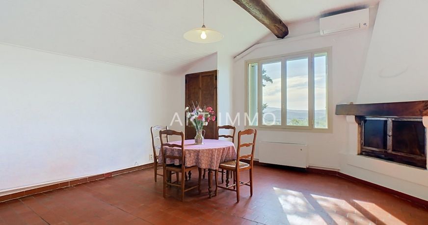 location Maison en pierre Gordes