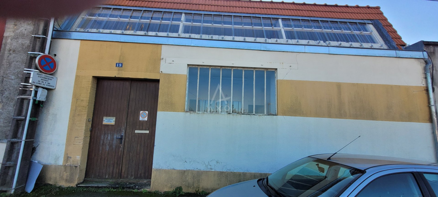 vente Ateliers et bureaux Cholet - Photo 1