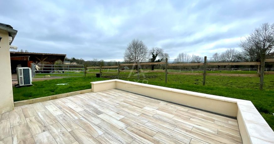 vente Corps de ferme Le Mele Sur Sarthe