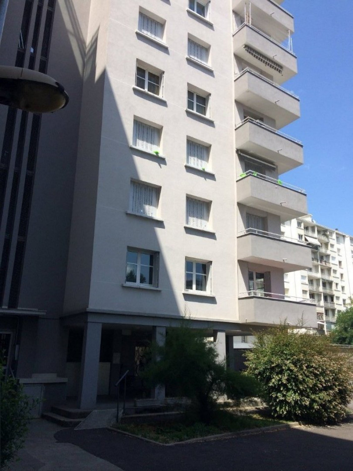 Vente Appartement 68m² 3 Pièces à Grenoble (38100) - Axo & Actifs