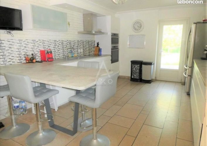 sale Propriété Port En Bessin Huppain