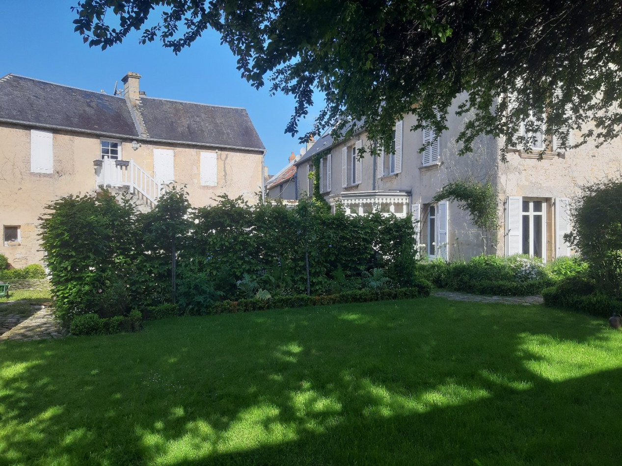 Vente Maison 287m² 12 Pièces à Bayeux (14400) - Axo & Actifs