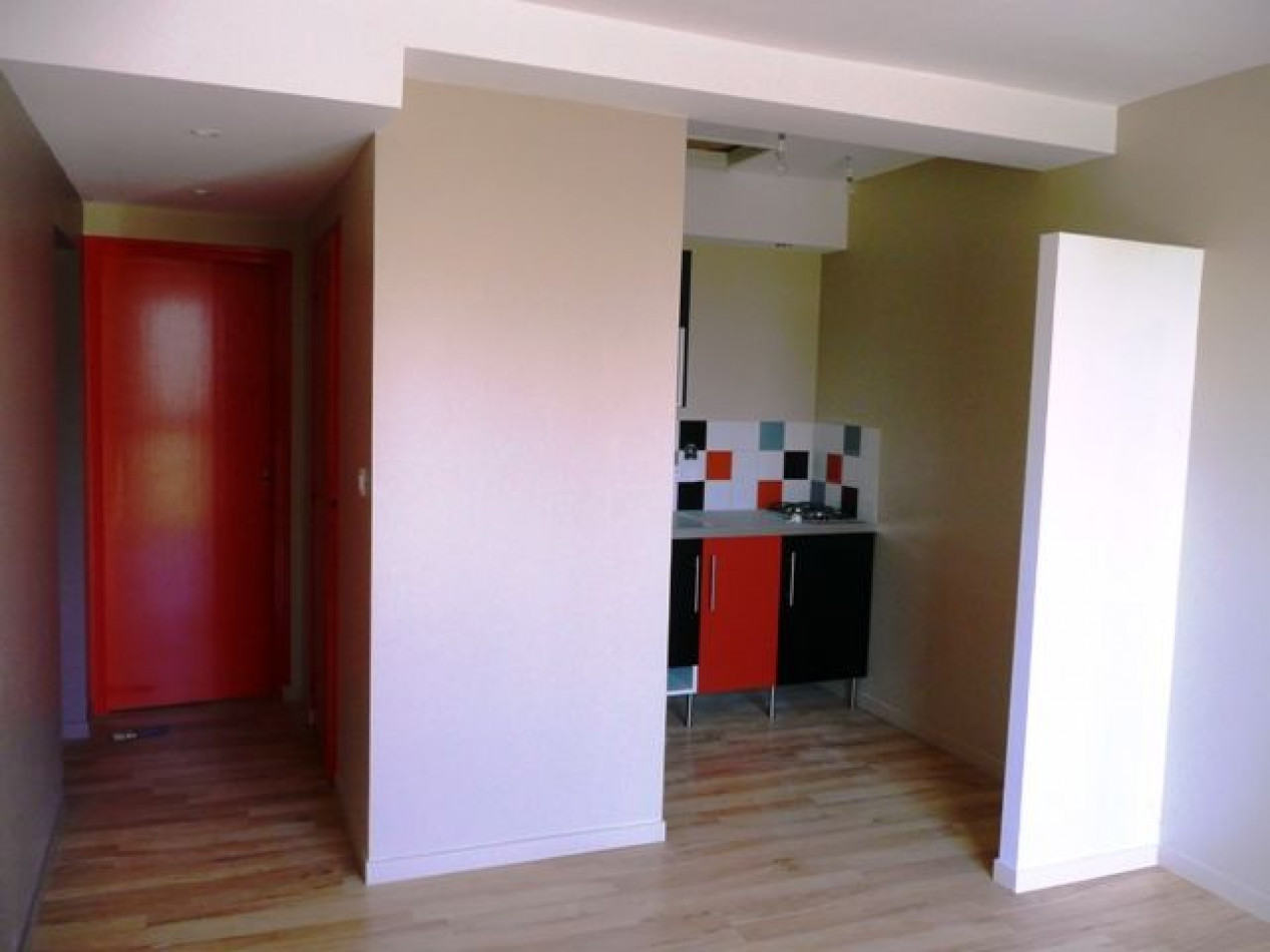 location Appartement La Bruffiere - Photo 1
