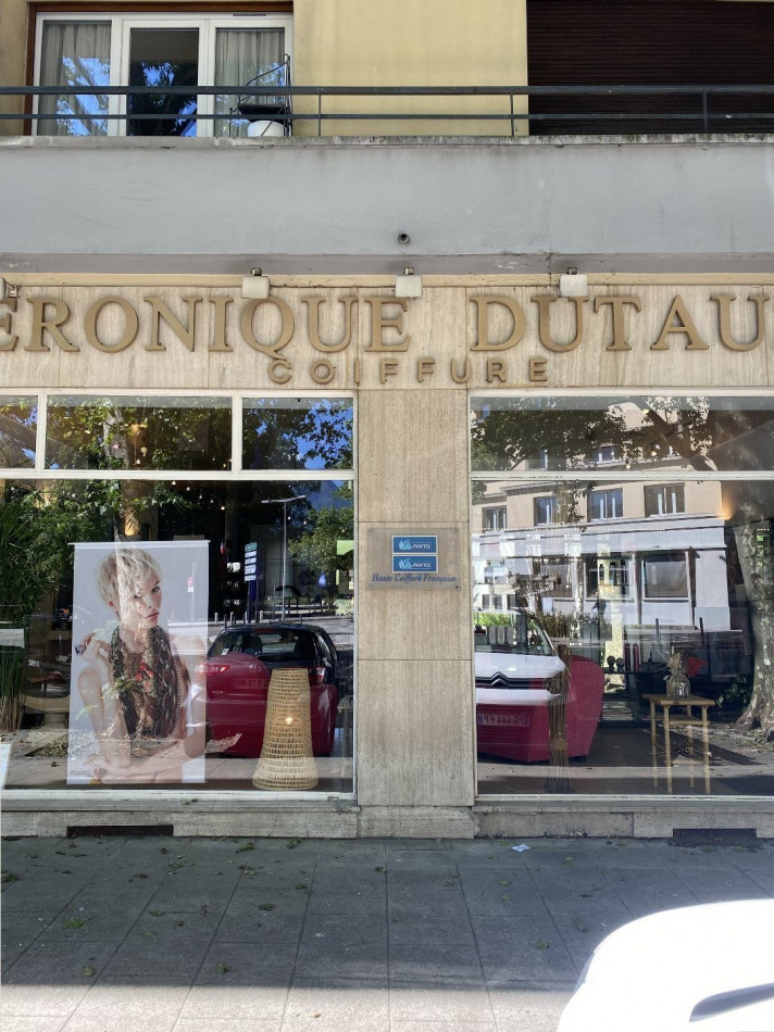 vente Local commercial Grenoble - Photo 2
