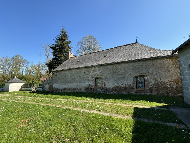 vente Maison de campagne Saint Denis D'anjou - Photo 2