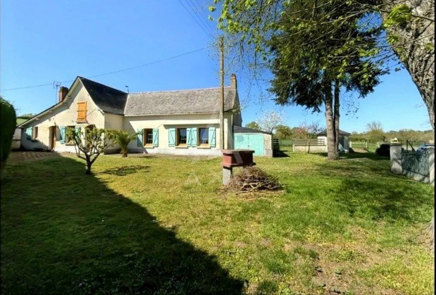 vente Maison de campagne Saint Denis D'anjou - Photo 1