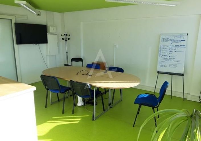 vente Bureau Templemars