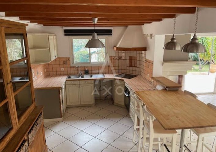 vente Villa Lacoste