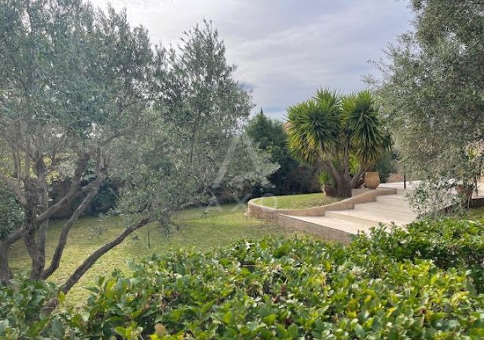 vente Villa Lacoste