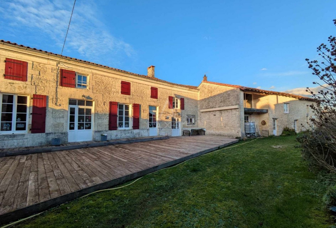 vente Maison de village Matha - Photo 1