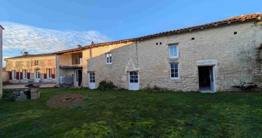 vente Maison de village Matha