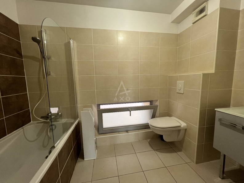 vente Appartement Hyeres - Photo 10