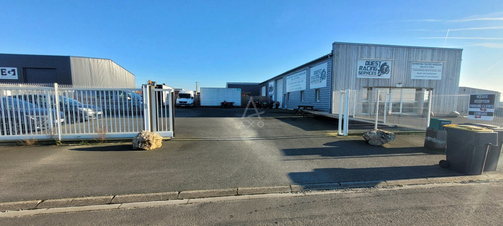 vente Garage (fonds) Saint Andre De La Marche - Photo 2