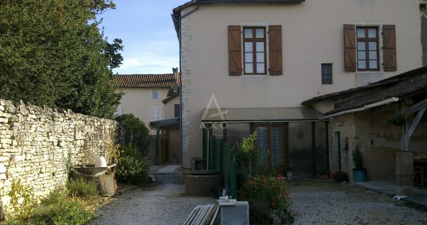vente Immeuble de rapport Ruffec