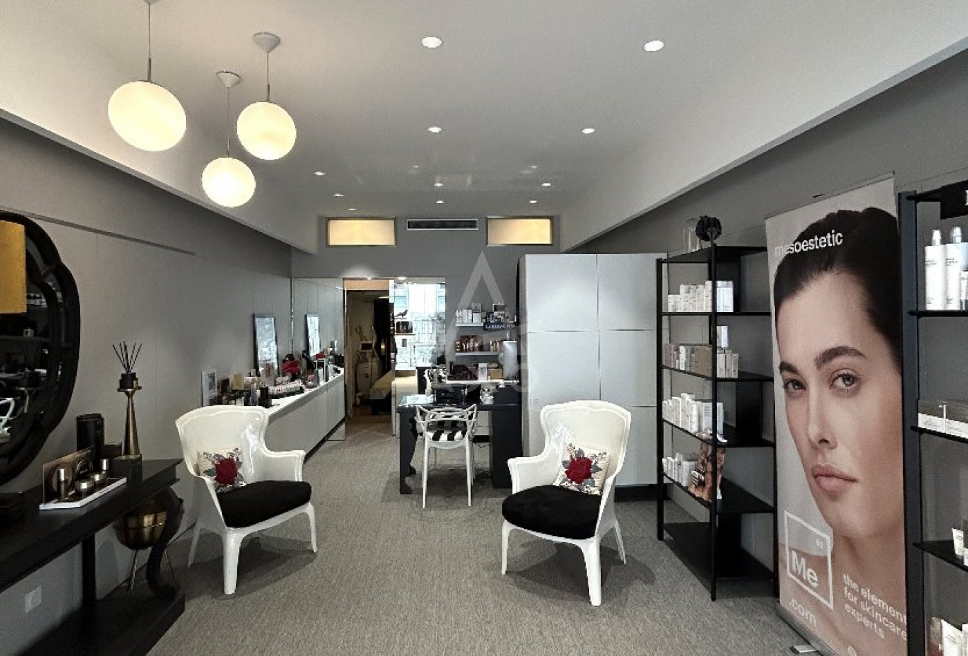 vente Institut de beauté esthétique Chambery - Photo 1