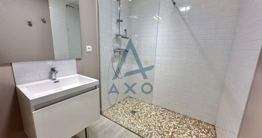 vente Haras / equestre Agon Coutainville