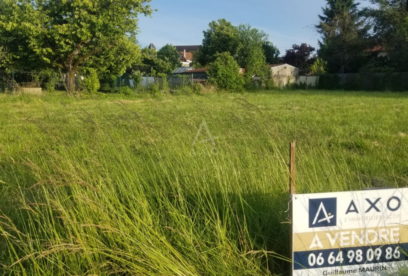 vente Terrain Barbezieux Saint Hilaire - Photo 4