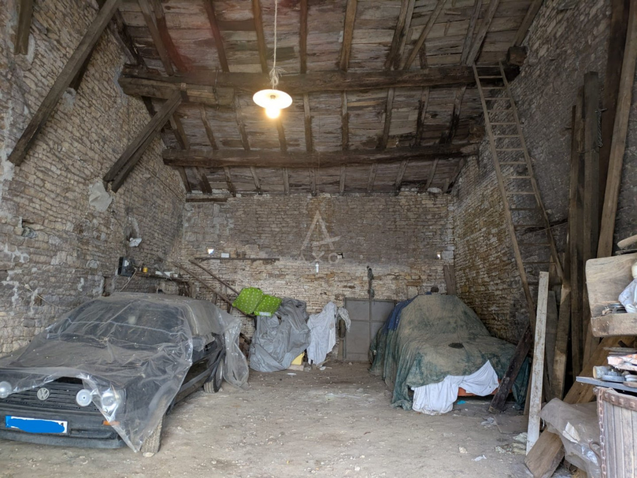 vente Garage Saint Hilaire De Villefranche - Photo 2