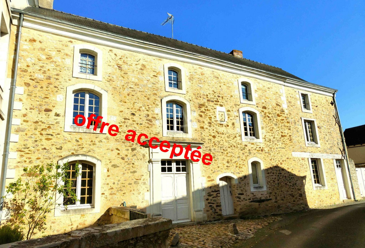 vente Immeuble de rapport Morannes - Photo 1
