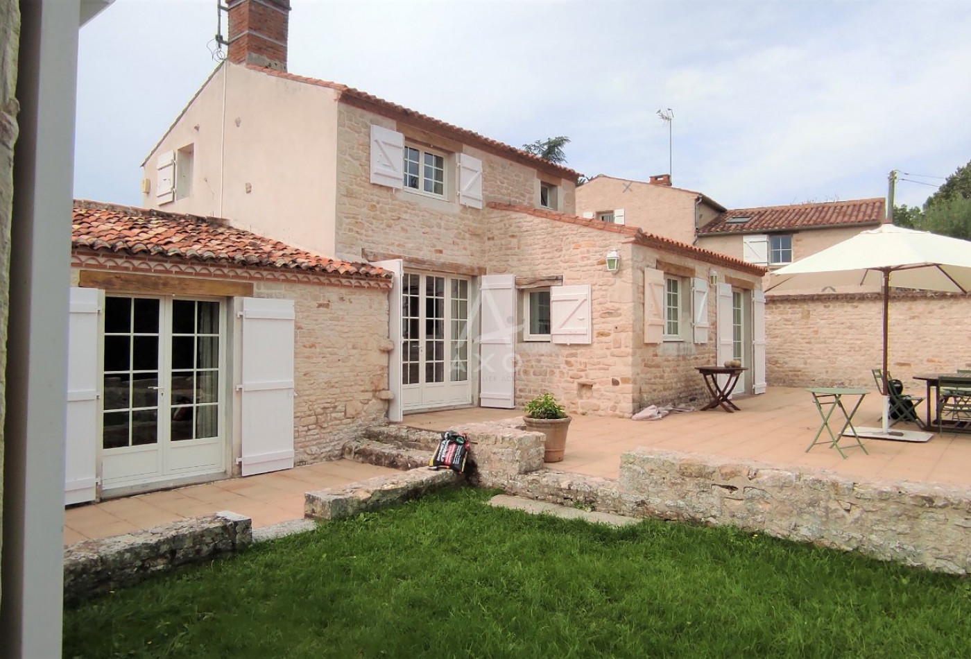 vente Maison en pierre Curzon - Photo 2