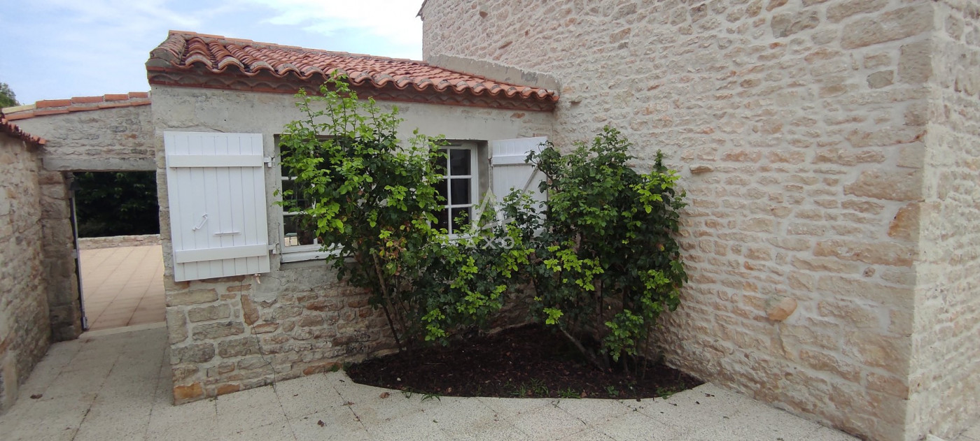 vente Maison en pierre Curzon - Photo 3