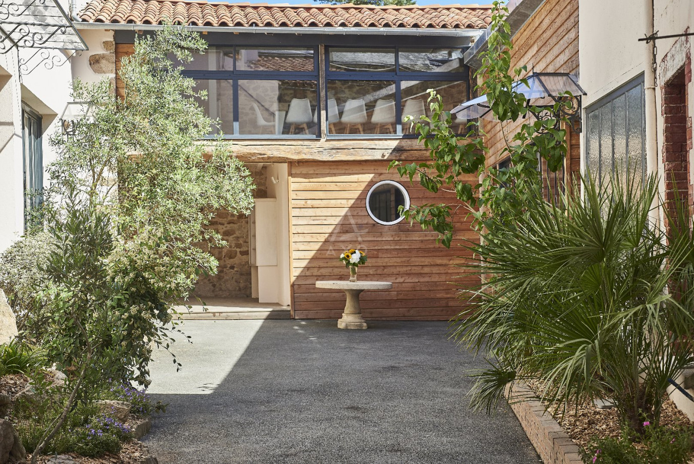 sale Immeuble Mortagne Sur Sevre - Photo 1