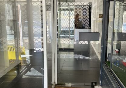 location Local commercial Saint Raphael