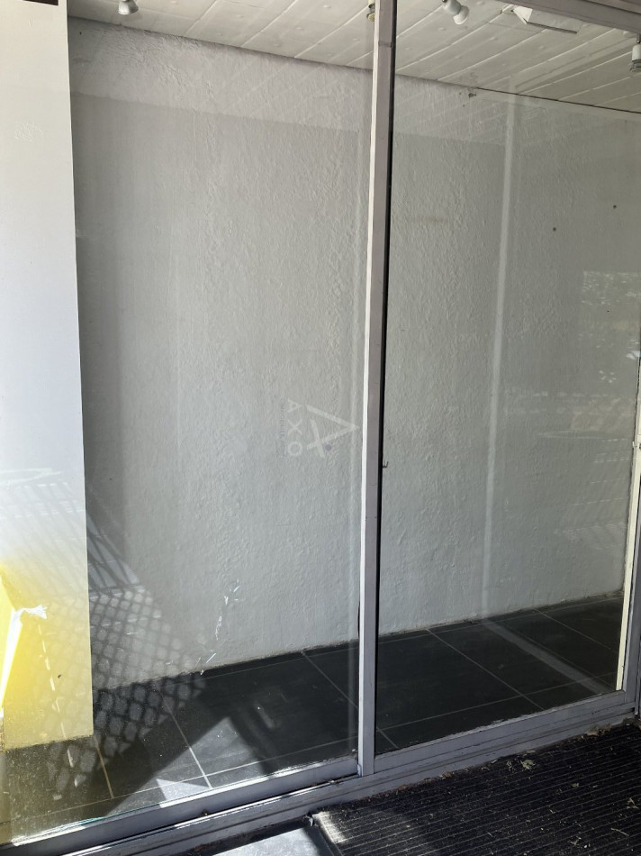 letting Local commercial Saint Raphael - Photo 2