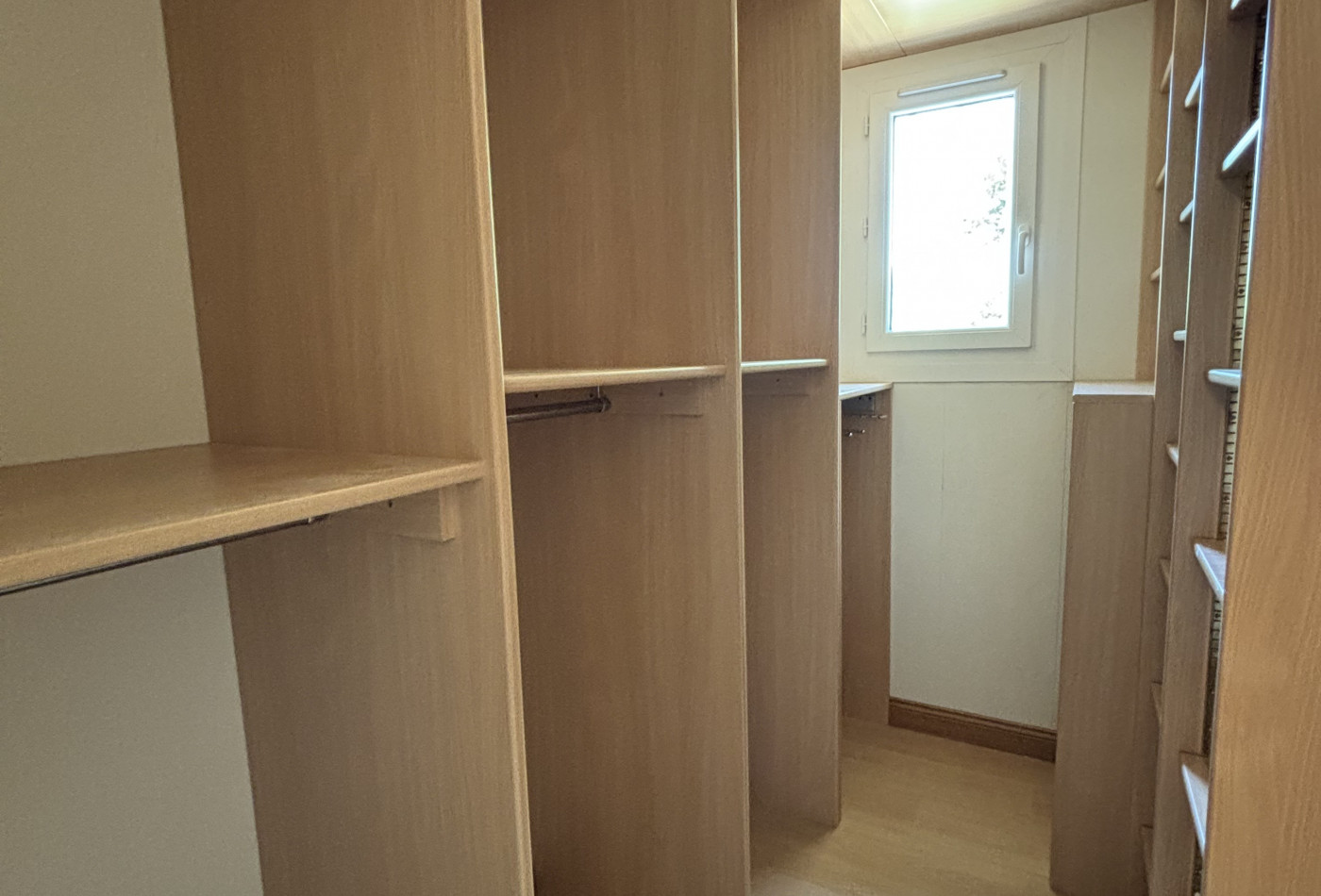 vente Pavillon Arrabloy - Photo 9