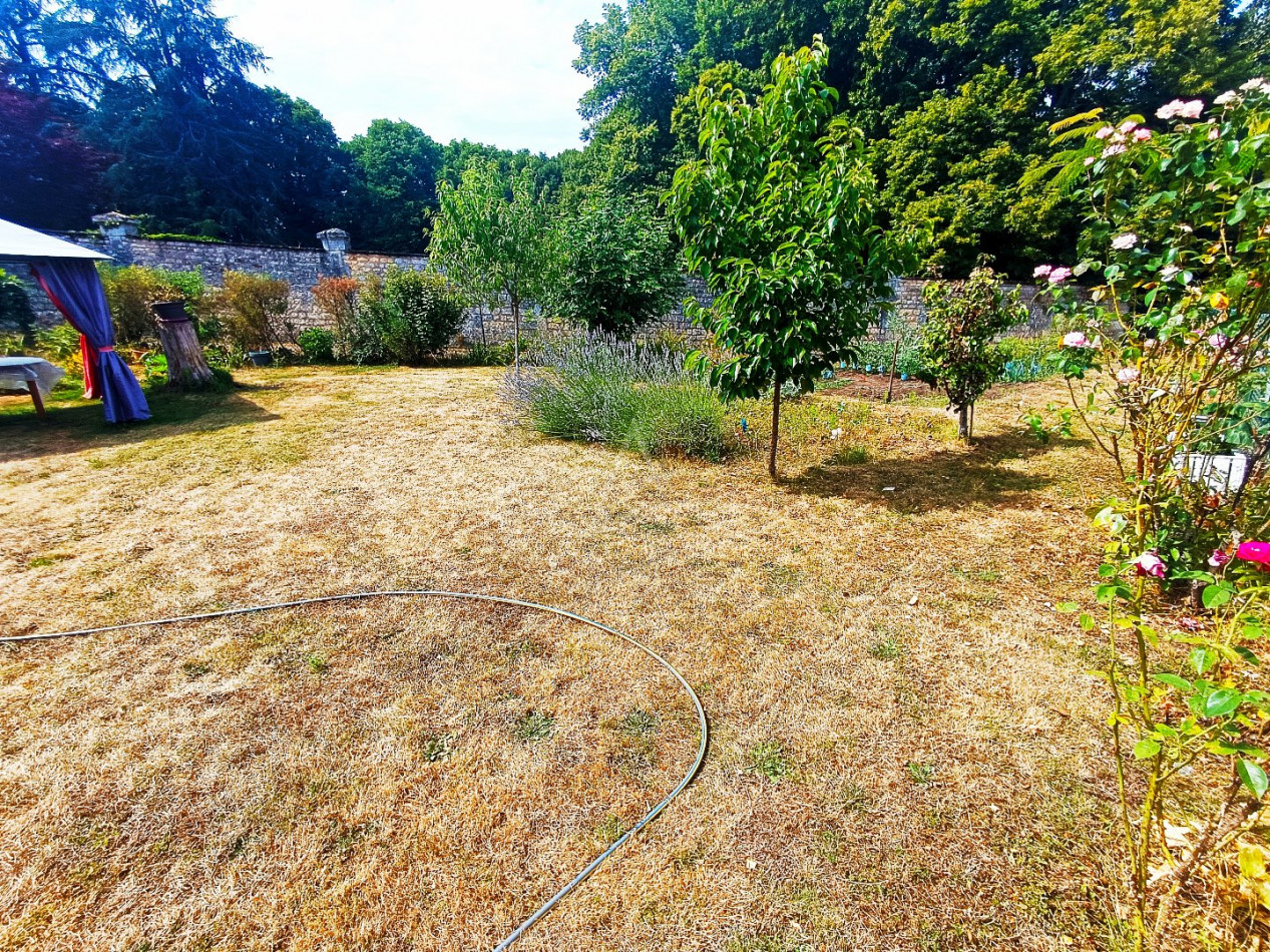 vente Maison Charras - Photo 12