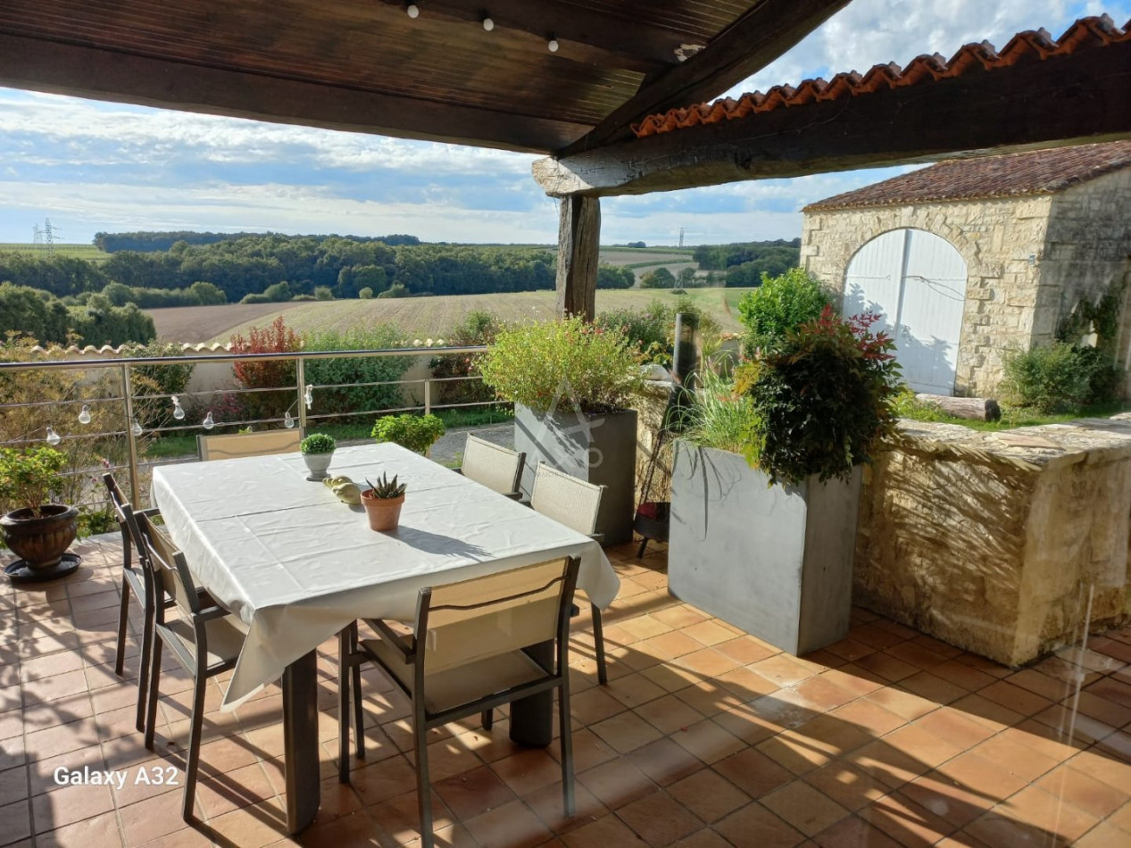 vente Maison de caractère Rouillac - Photo 1