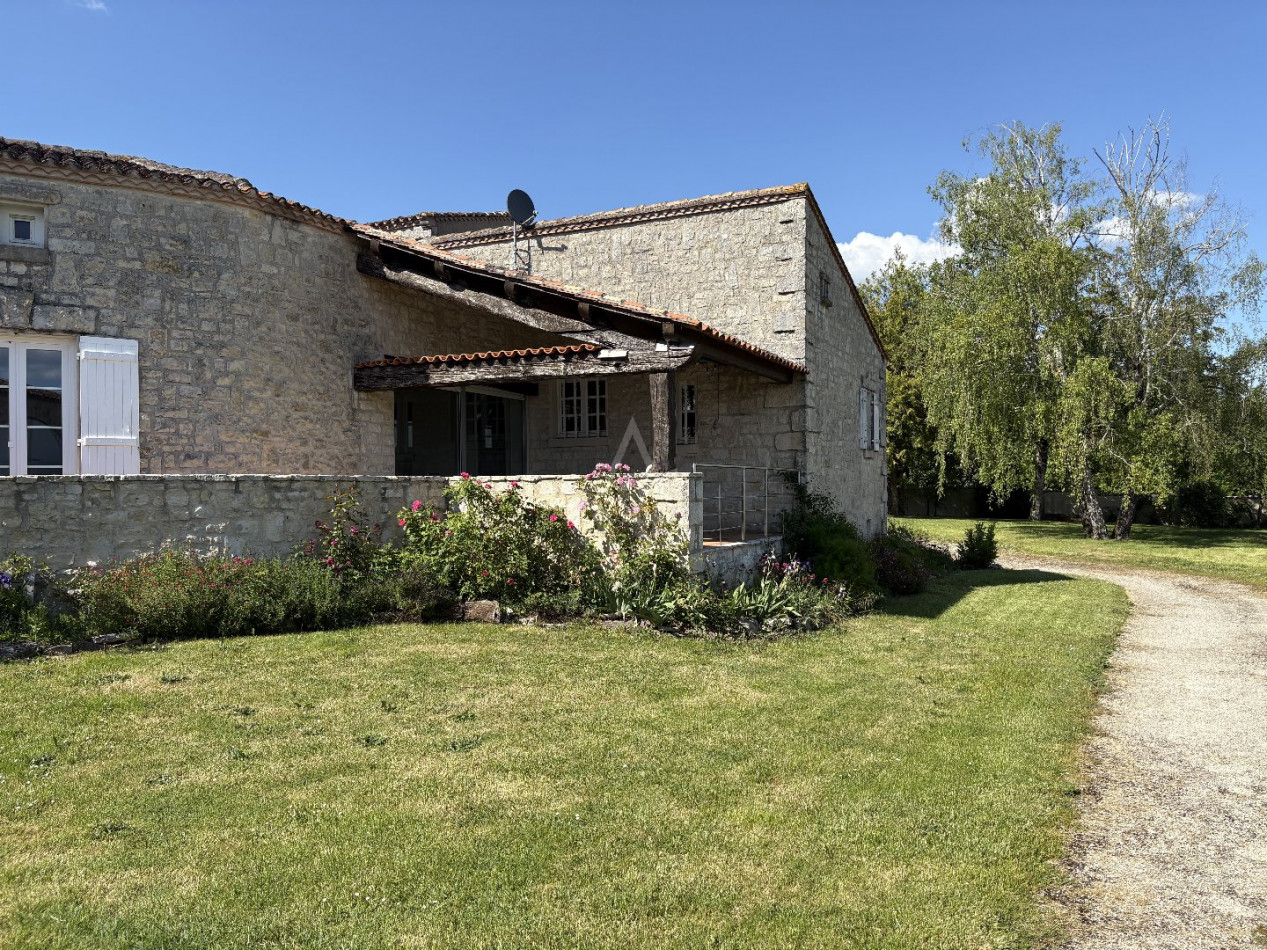 vente Maison de caractère Rouillac - Photo 19