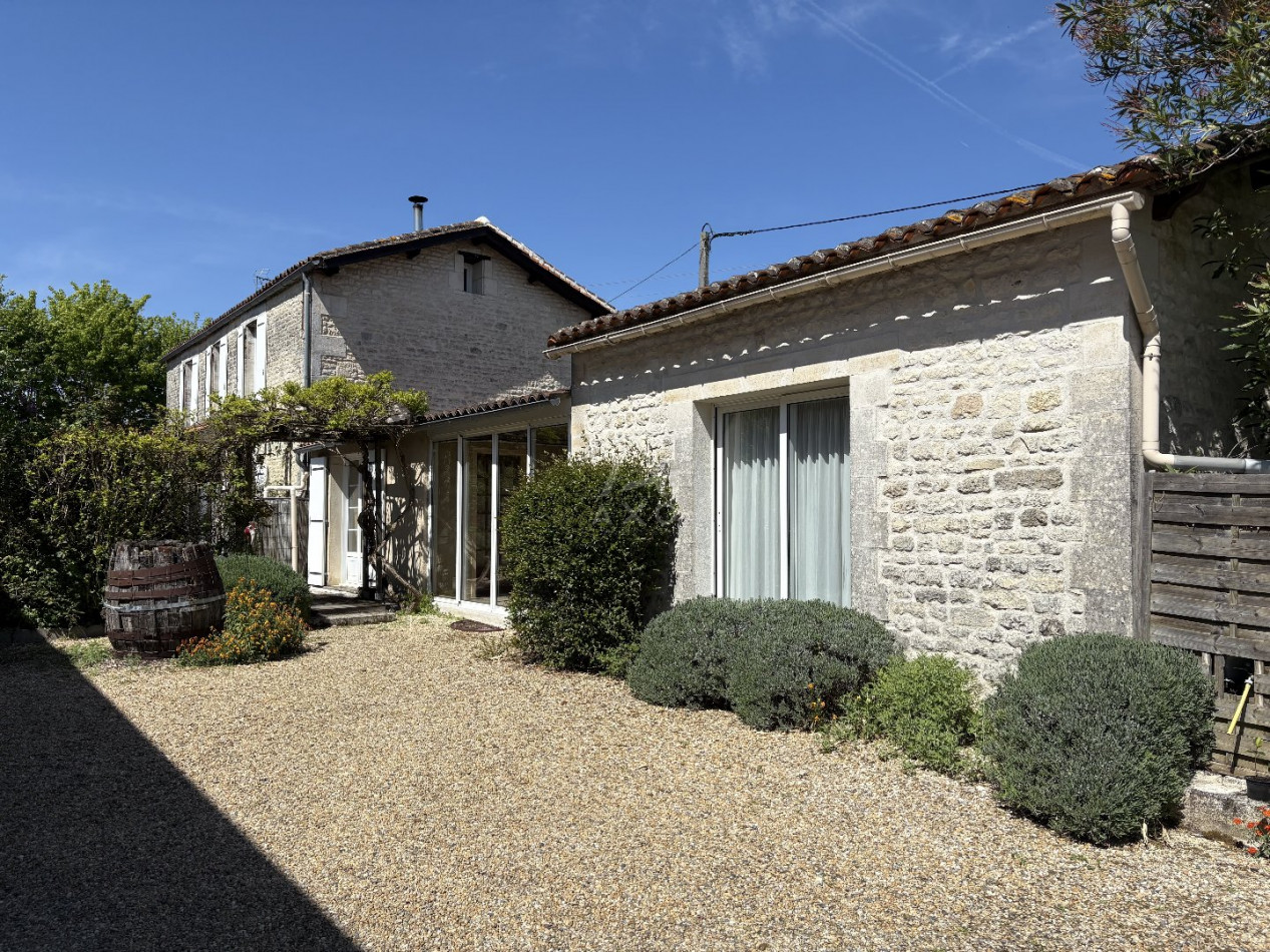 vente Maison en pierre Merignac - Photo 3