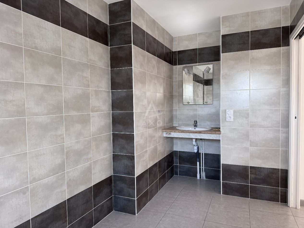 location Maison Hiersac - Photo 11