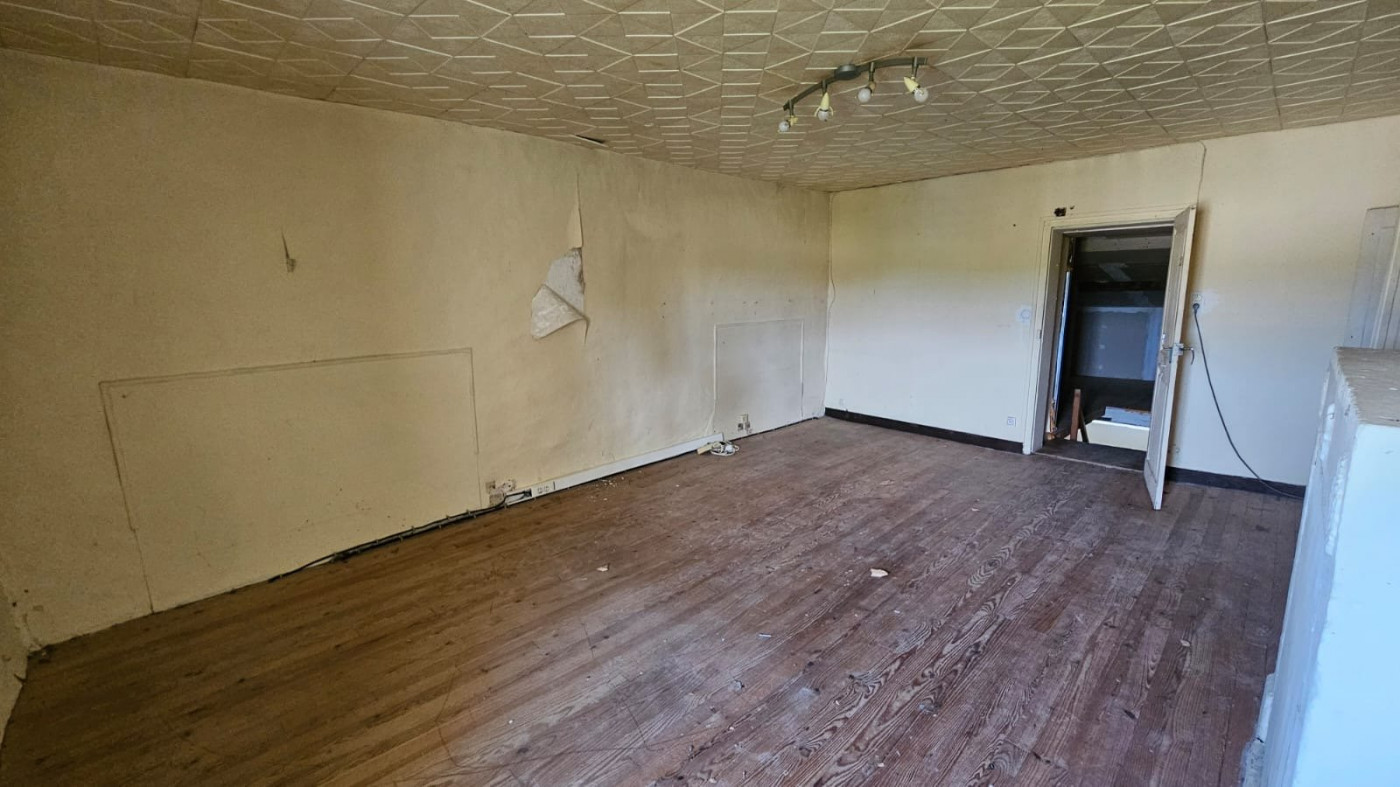 vente Maison à rénover Saint Germain De La Riviere - Photo 7