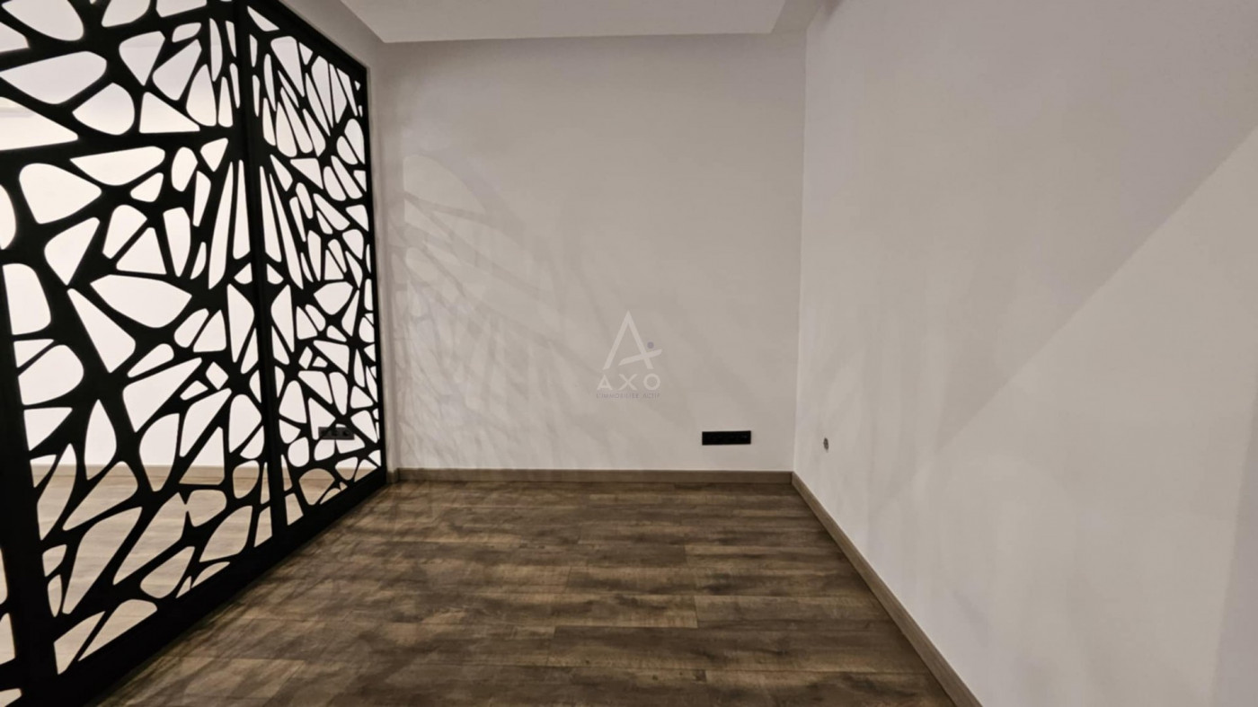 vente Local commercial Albertville - Photo 2