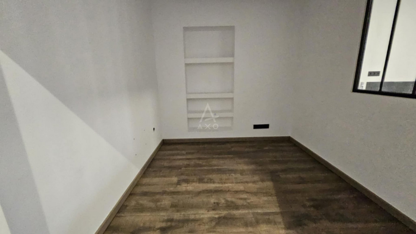 vente Local commercial Albertville - Photo 3