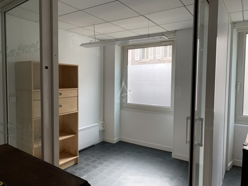 location Bureau Chalais - Photo 5