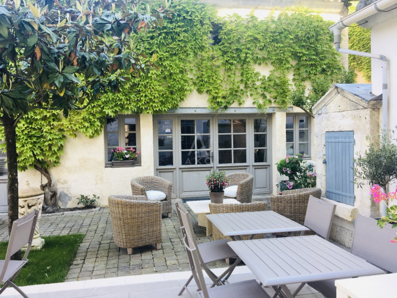 vente Maison de ville Chalais - Photo 1