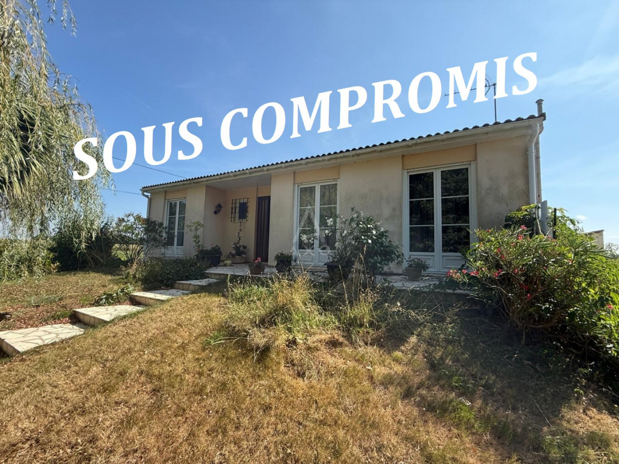 vente Maison Les Brouzils - Photo 1