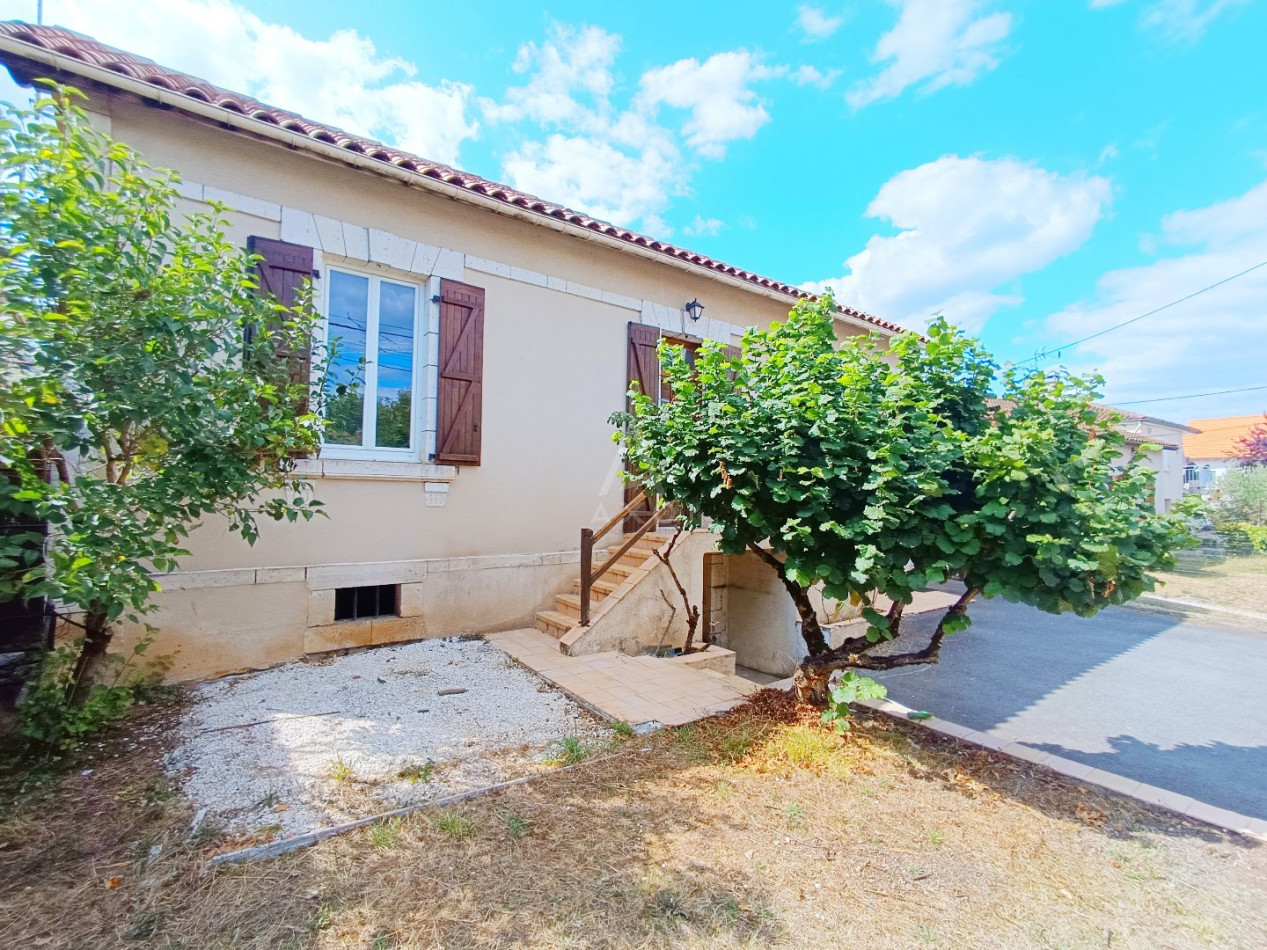 vente Maison Angouleme - Photo 1