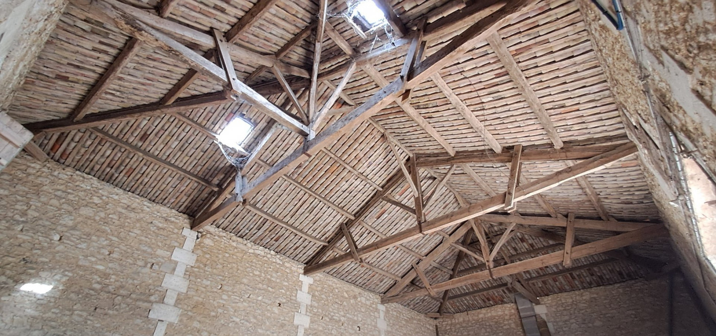 vente Maison Chazelles - Photo 11