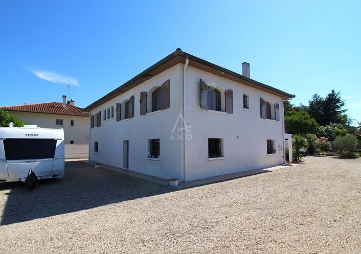 vente Maison et dépendances Castelsarrasin