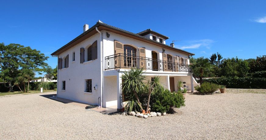 vente Maison et dépendances Castelsarrasin