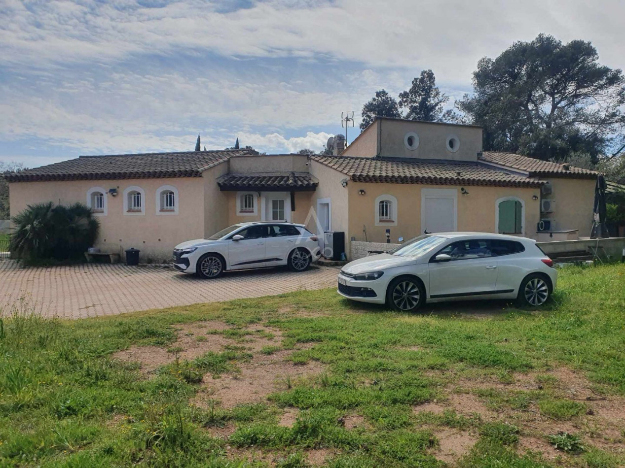 vente Villa d'architecte La Crau - Photo 3