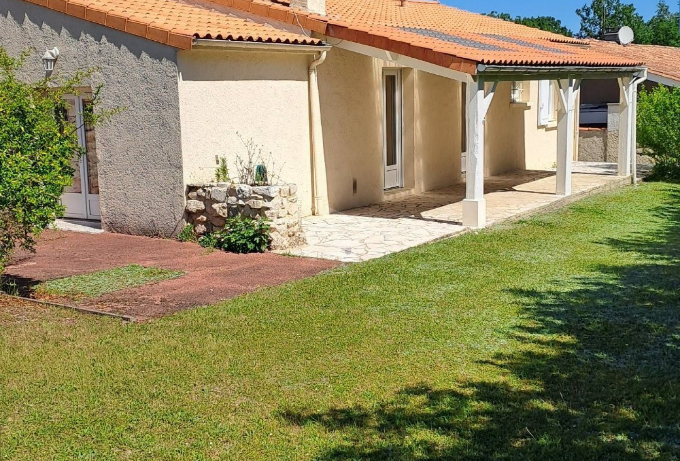 vente Maison Puymoyen - Photo 2