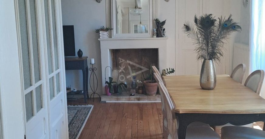 vente Maison en pierre Saint Meme Les Carrieres