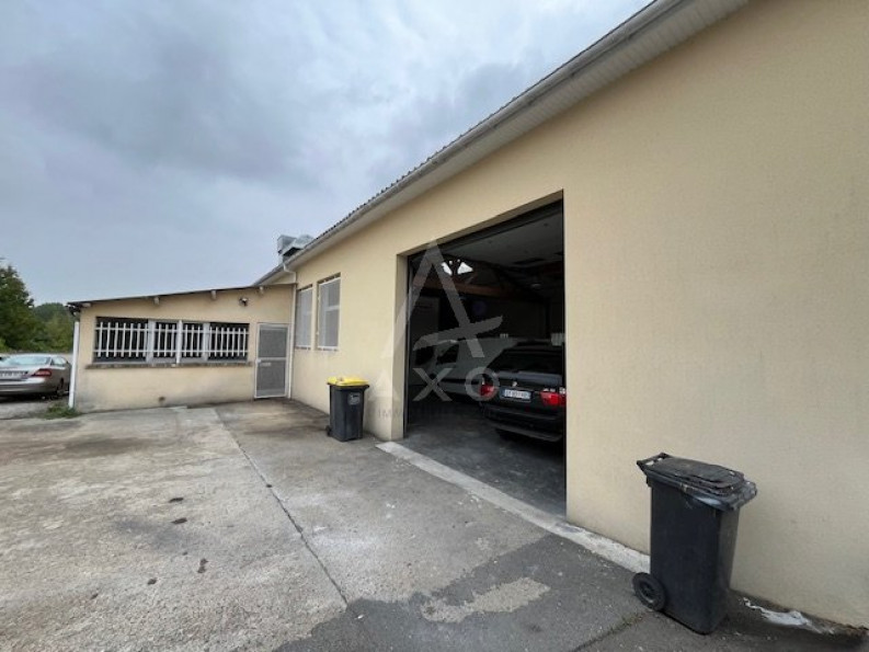 vente Locaux d'activité Le Gond Pontouvre - Photo 2