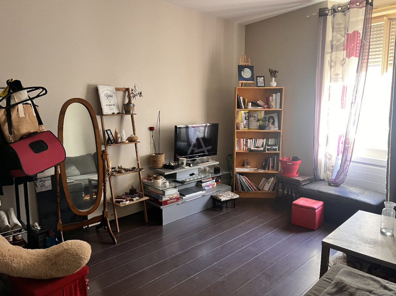 vente Immeuble de rapport Segre - Photo 1